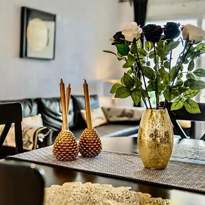 Lovely 3-bedroom 350 M Walk To The , Marbella España